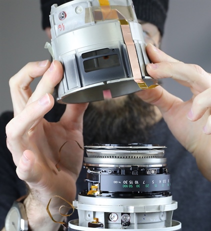 Lenrentals does a teardown on the 400mm 2.8 III