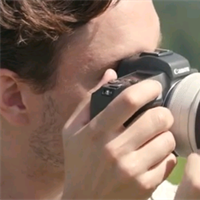 First video showing the Canon RF 70-200 Zooming