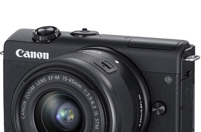 Canon EOS M200 Review