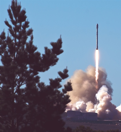 Canon and others fire up small-rocket missions