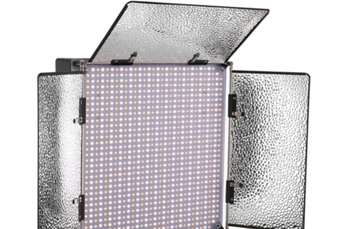 Deal of the Day: Genaray SpectroLED Studio 1000 Bi-Color LED Light