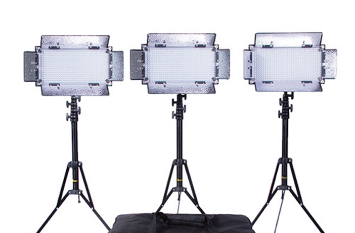 Deal of the Day: ikan IB508-v2 Bi-Color LED 3-Light Studio Kit