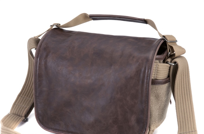 Deal of the Day: Think Tank Retrospective 5 Shoulder Bag