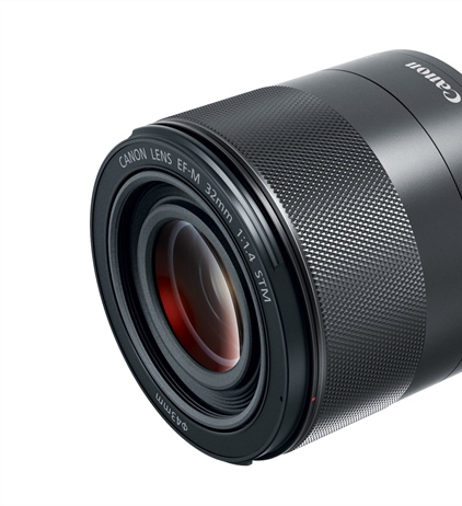 Canon officially announces the EF-M 32mm 1.4